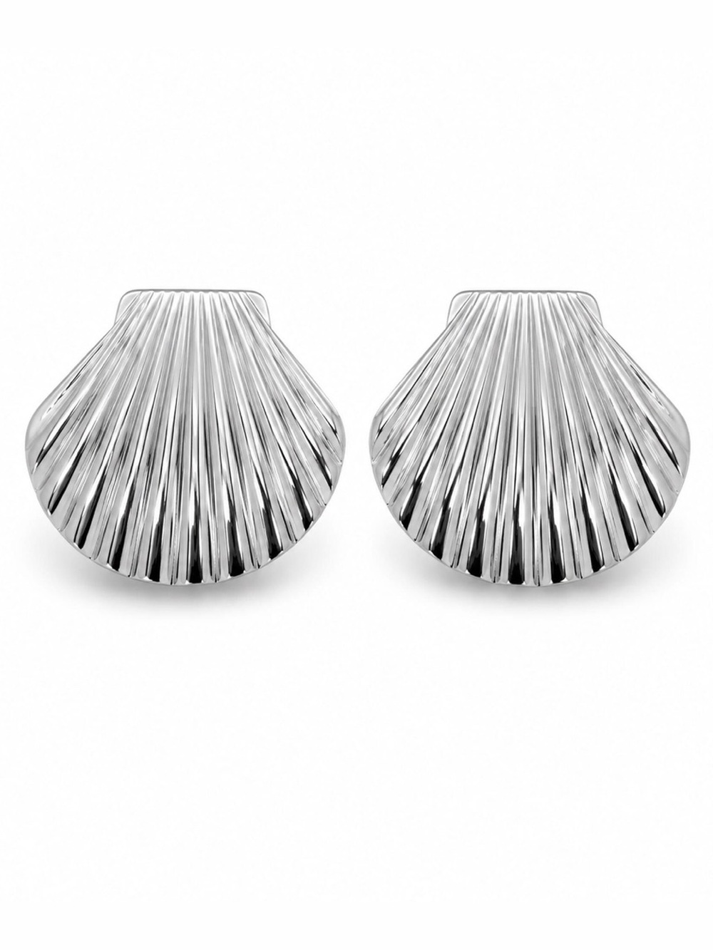 Mayamar Silver Shell Earrings NWOT
